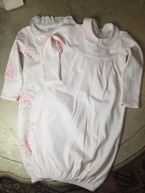 Edgehill Collection Light Pink Floral & Solid Sleep Gown Set